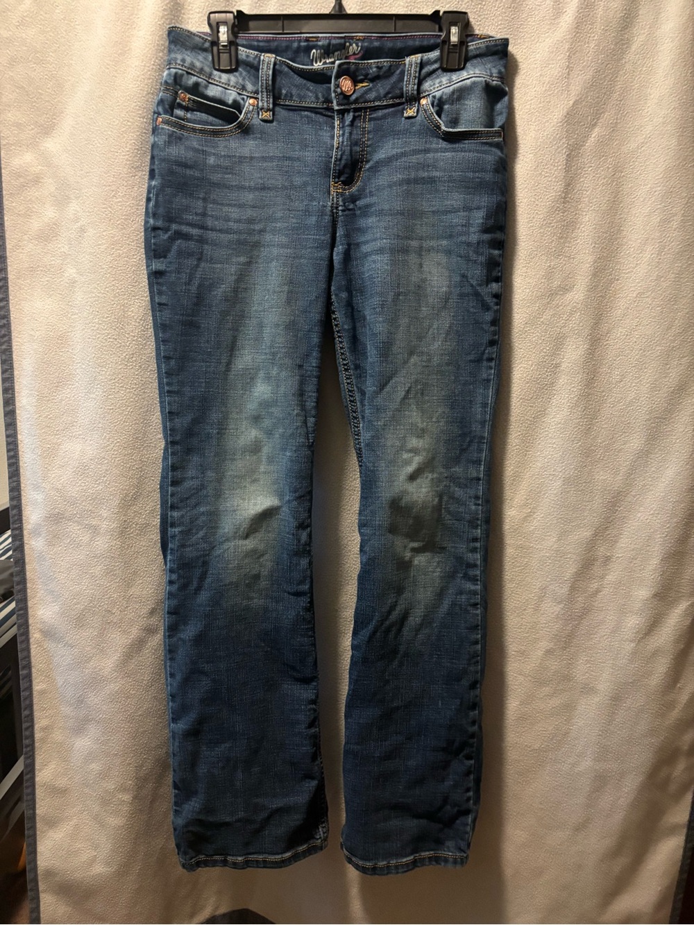 Wrangler Women's Medium Blue Straight-Leg Jeans